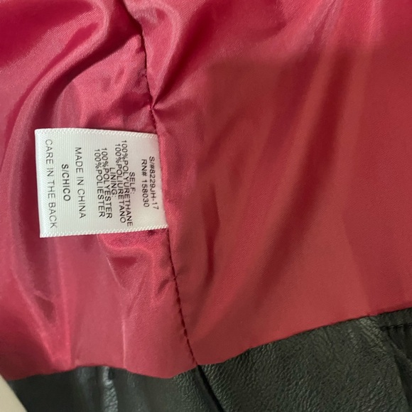 Love Tree Classic Black 100 % POLYURETHANE Jacket - Picture 8 of 8